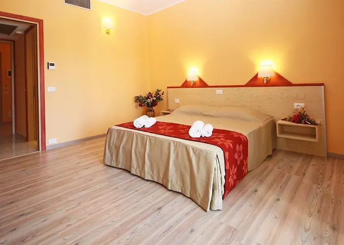 Ta 2 Pefka - Petros Italos Apartment *