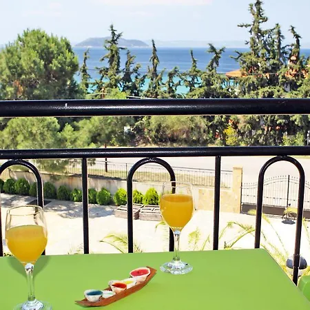 Ta 2 Pefka - Petros Italos *