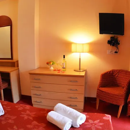 Ta 2 Pefka - Petros Italos Apartamento Neos Marmaras
