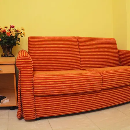 Ta 2 Pefka - Petros Italos *